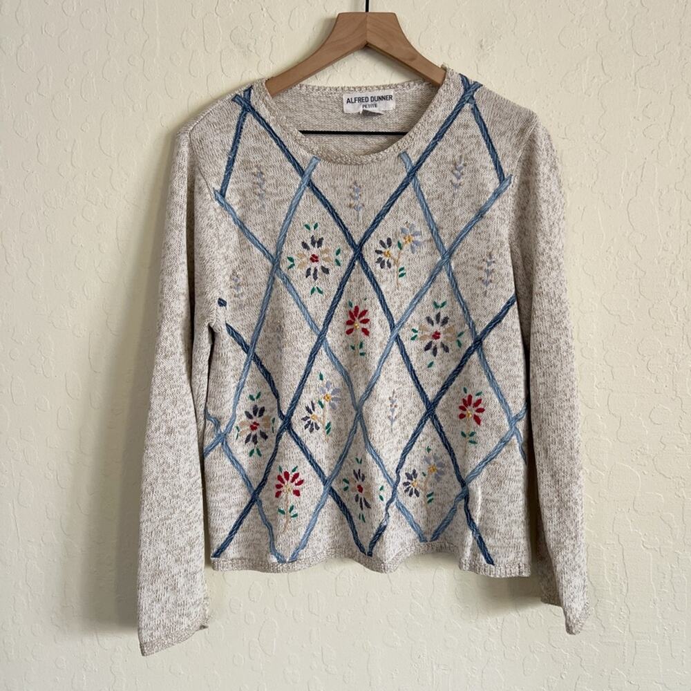 Vintage Alfred Dunner Embroidered Argyle Floral Crewneck Sweater Medium Petite